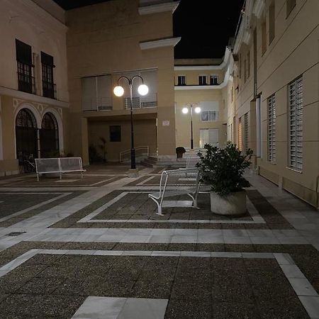 Apartamento Centrico “Los Pajaritos” Con Garaje. Jerez de la Frontera Exteriör bild