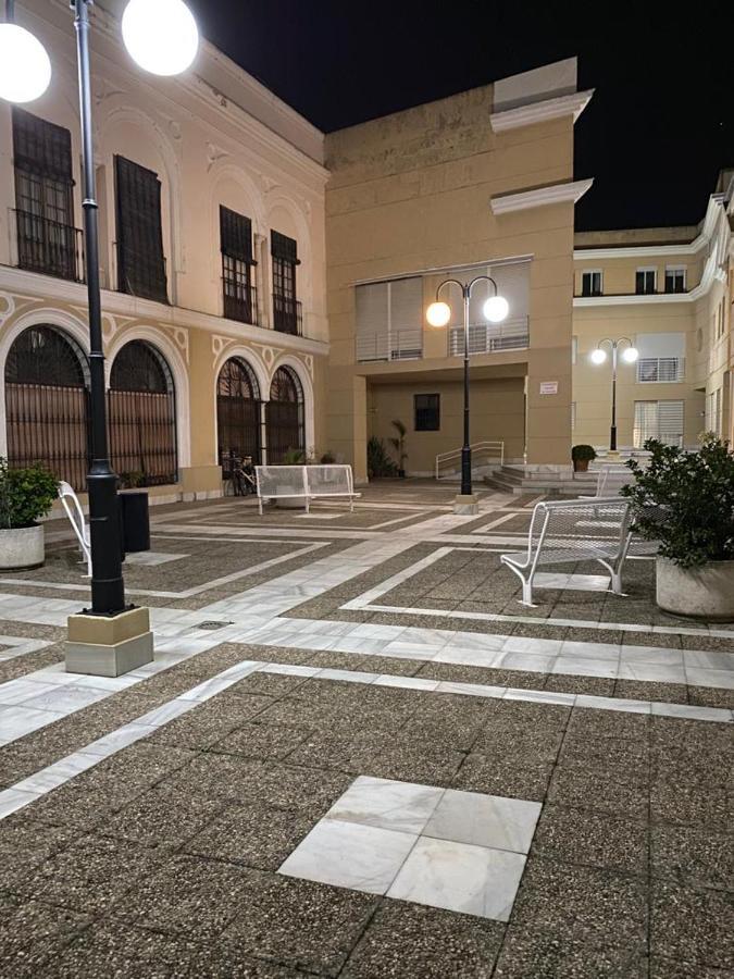 Apartamento Centrico “Los Pajaritos” Con Garaje. Jerez de la Frontera Exteriör bild